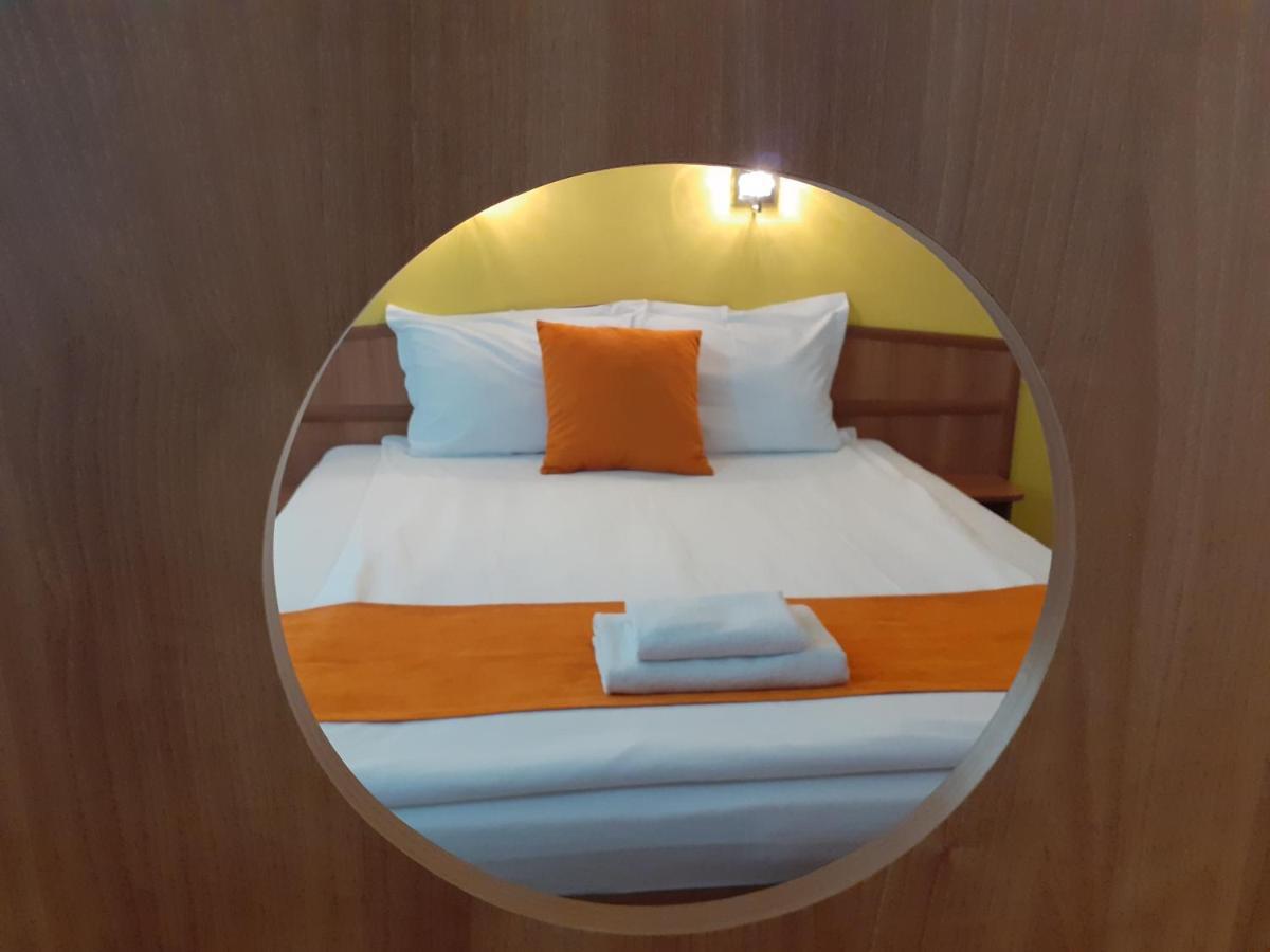 Hotel Les Razgrad Buitenkant foto